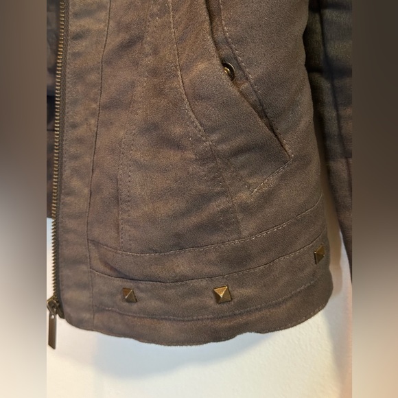 Faux suede light Jacket - Picture 6 of 10